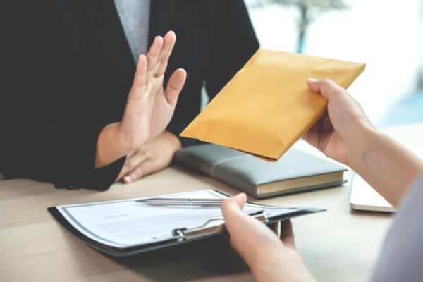 Anti-Bribery Considerations in UK Commercial Agreements